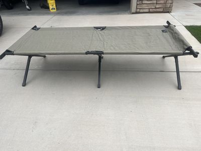 Heavy duty cot