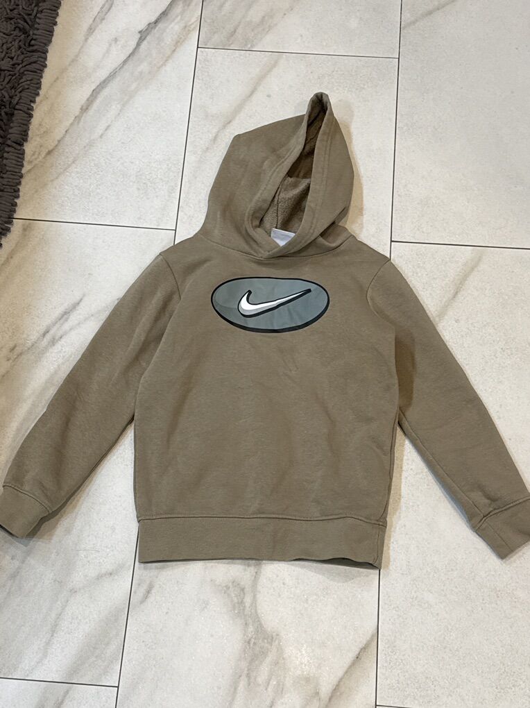 Size 4–5 Nike Hooded Sweatshirt.