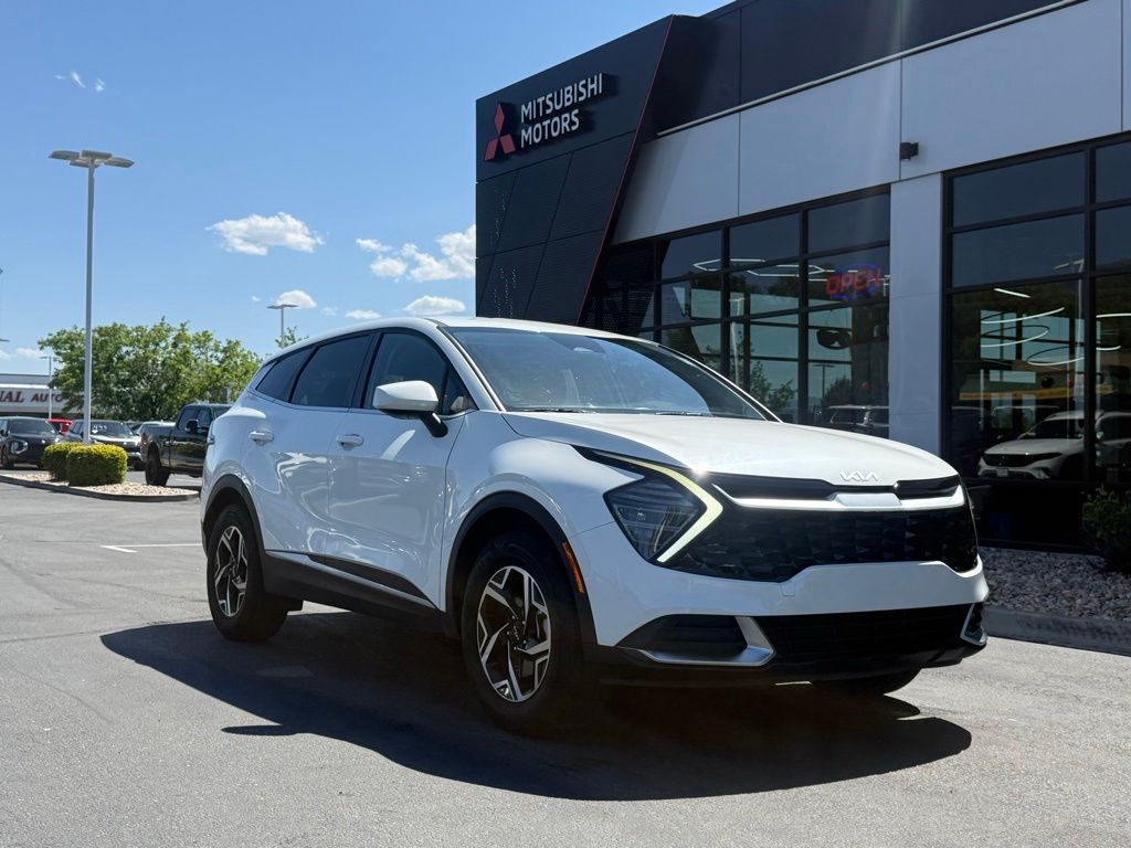 2024 Kia Sportage LX