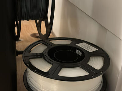 3D Printer(comes with three filaments)