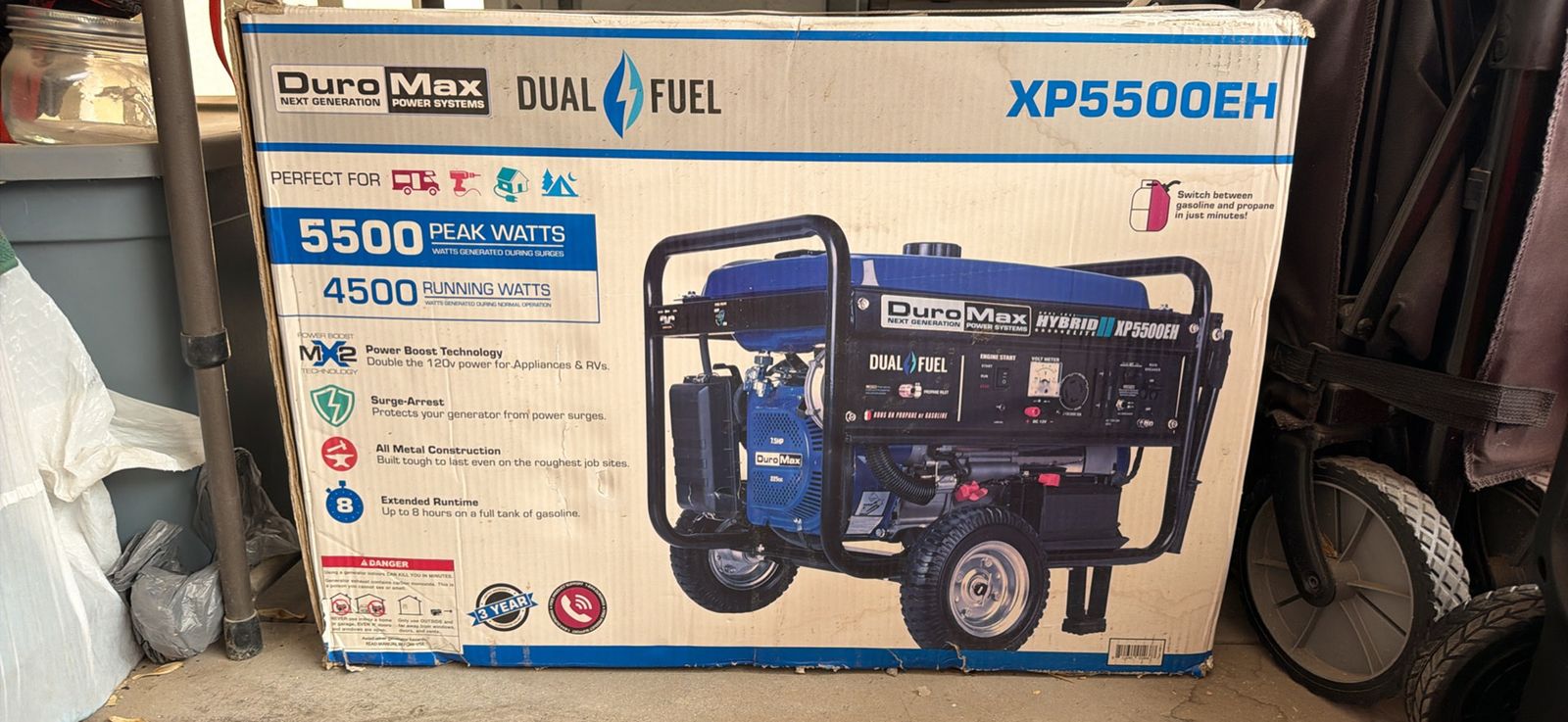 DuroMax XP5500EH Dual Fuel Portable Generator - 5500 Peak / 4500 Running Watts. New in the box