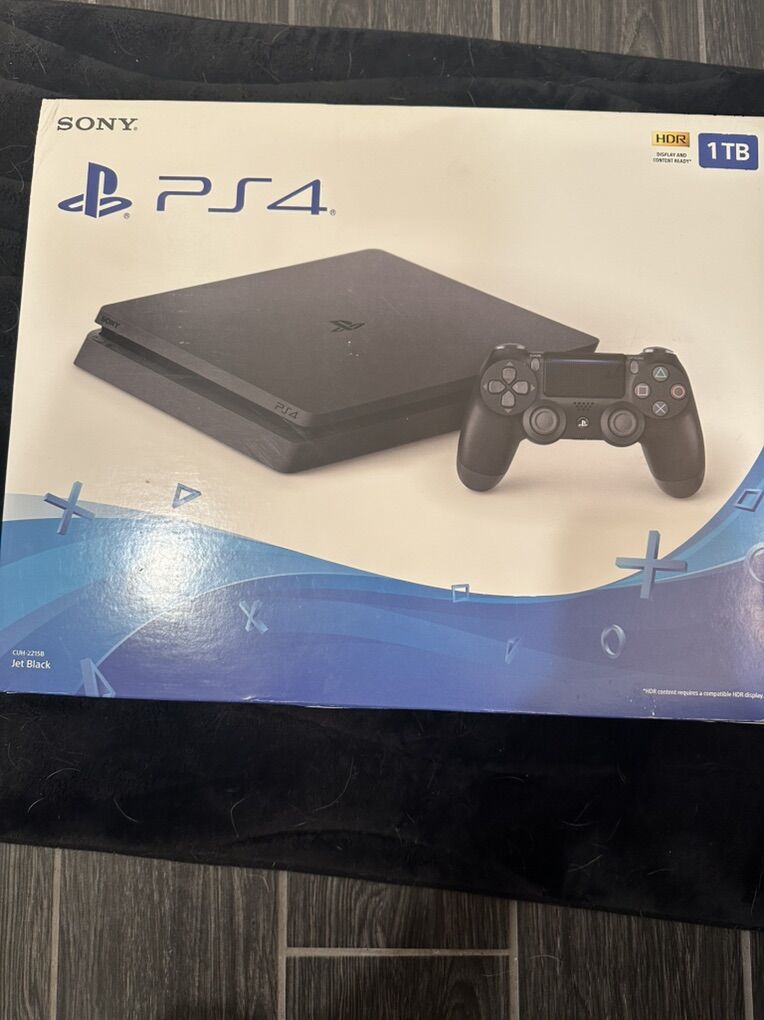 PlayStation Slim 1TB
