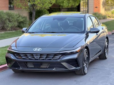 2025 Hyundai Elantra Limited