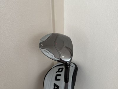 New Callaway Quantum 9 Wood with Head Cover