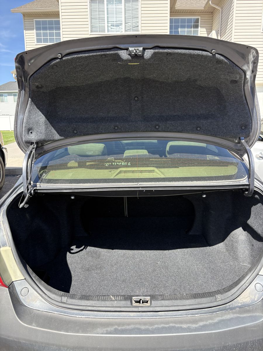 Main image 6