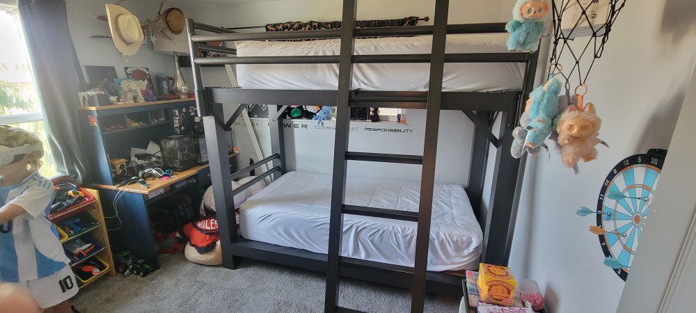 bunk bed