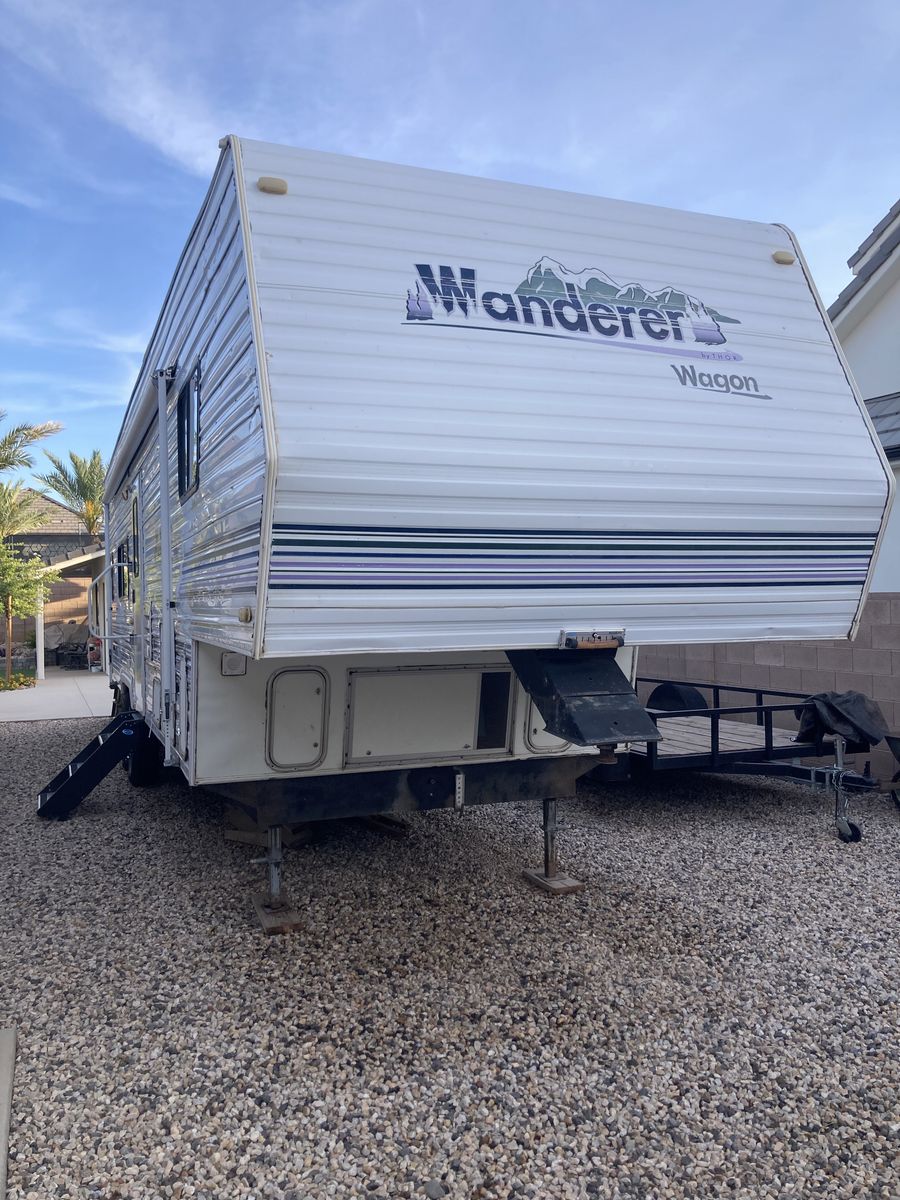 2001 Thor Wanderer Fifth Wheel Toy Hauler