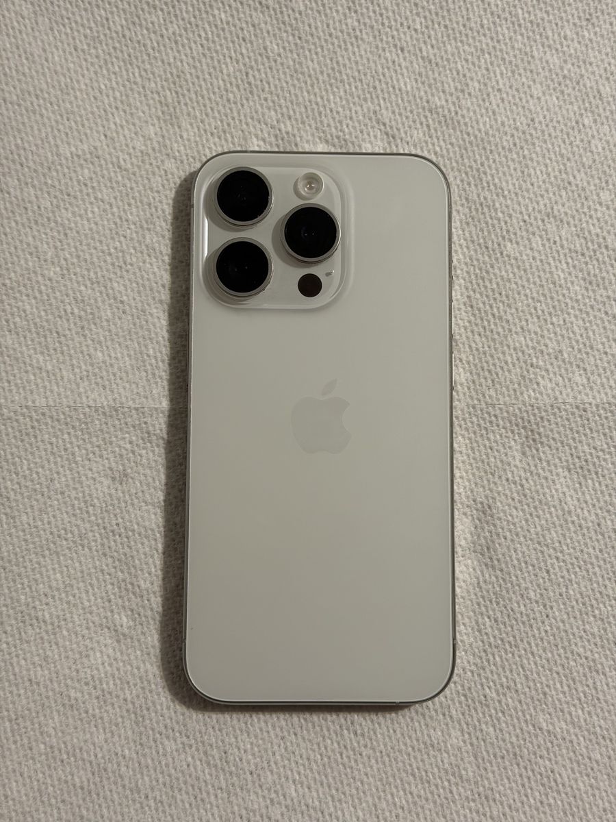 Main image 3