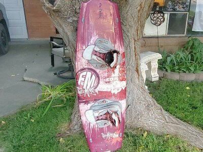 Nice 133 cm Free Motion Icon Wakeboard Boating