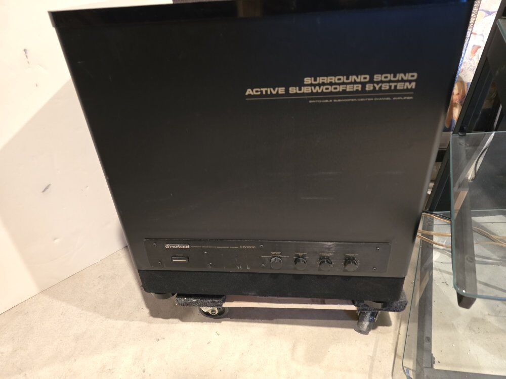 vintage Pioneer powered Subwoofer system SW-1000