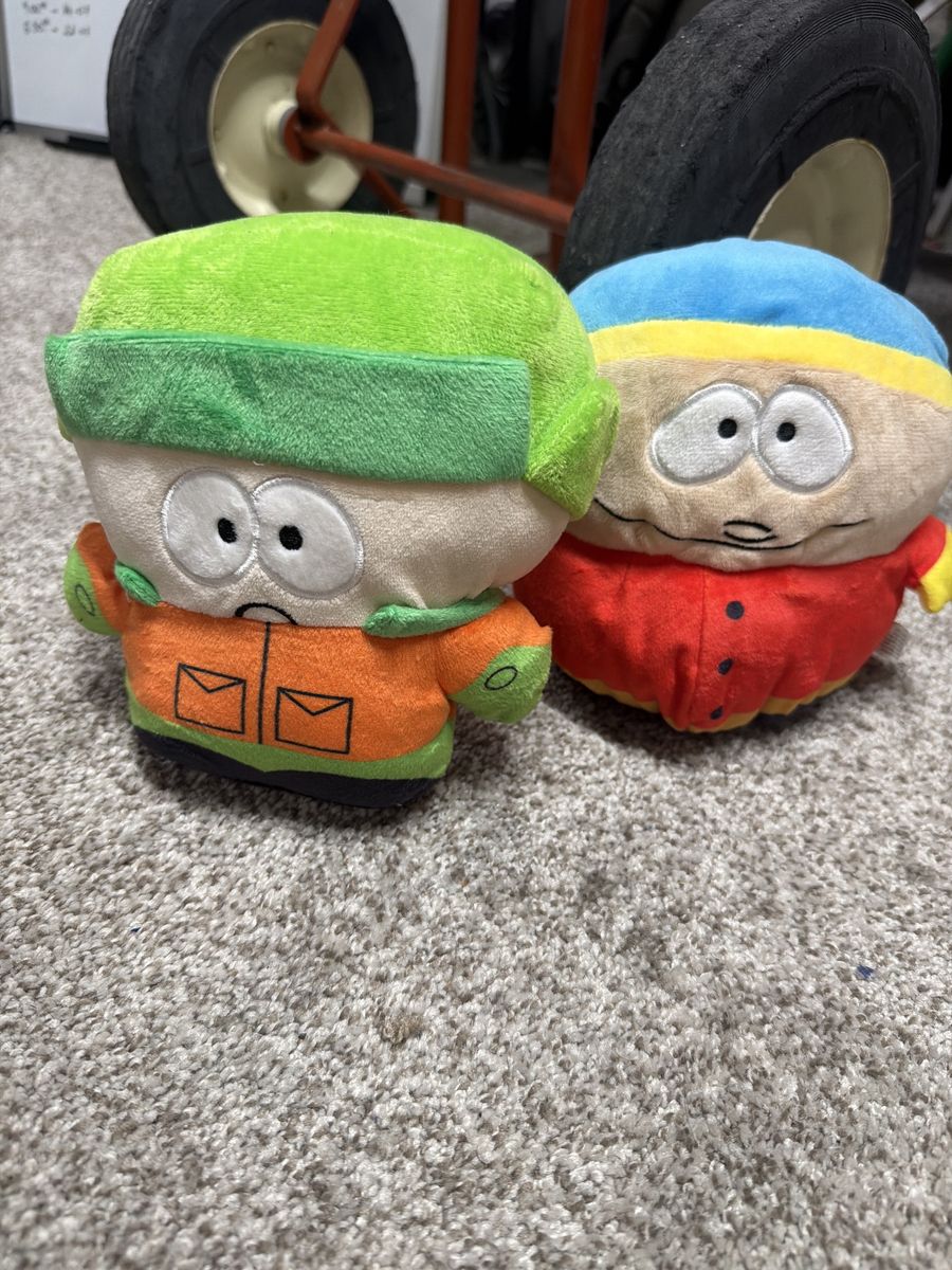 South Park Kyle Broflovski & Eric Cartman Plushie Set - Used Collectible Cartoon Toys