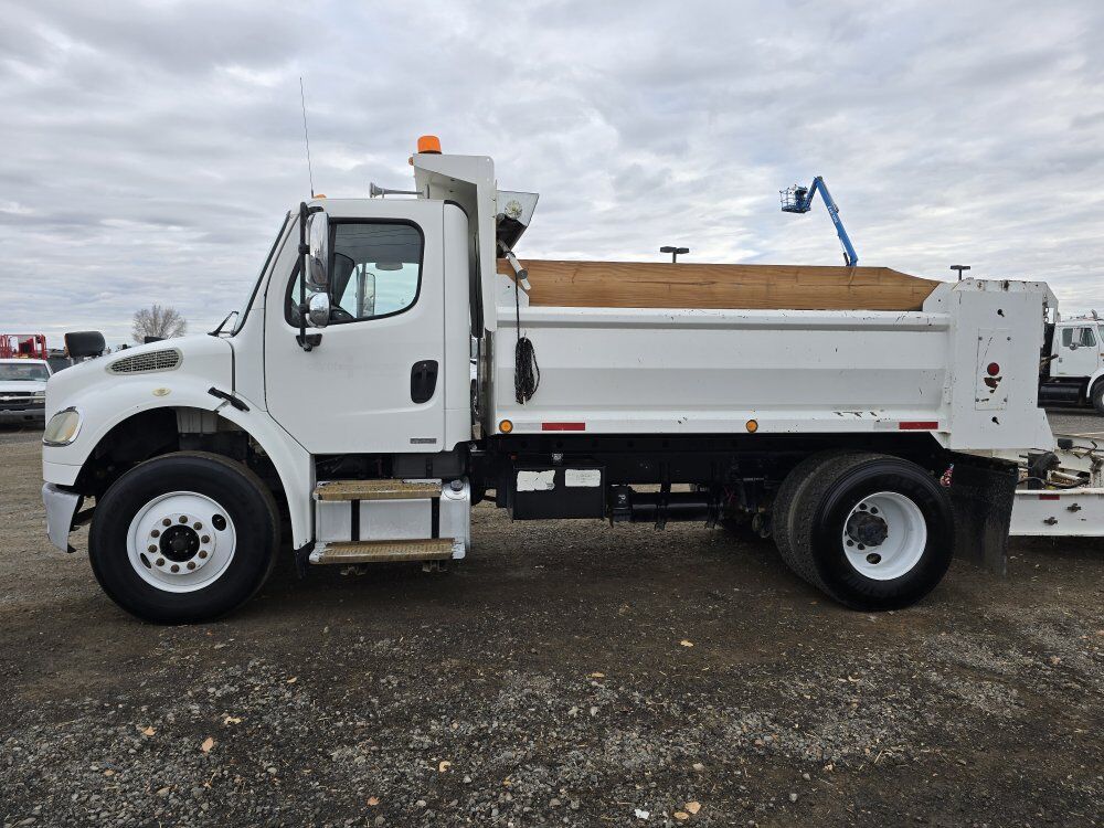 2005 Freightliner M2 S/A Dump Truck 60k Miles