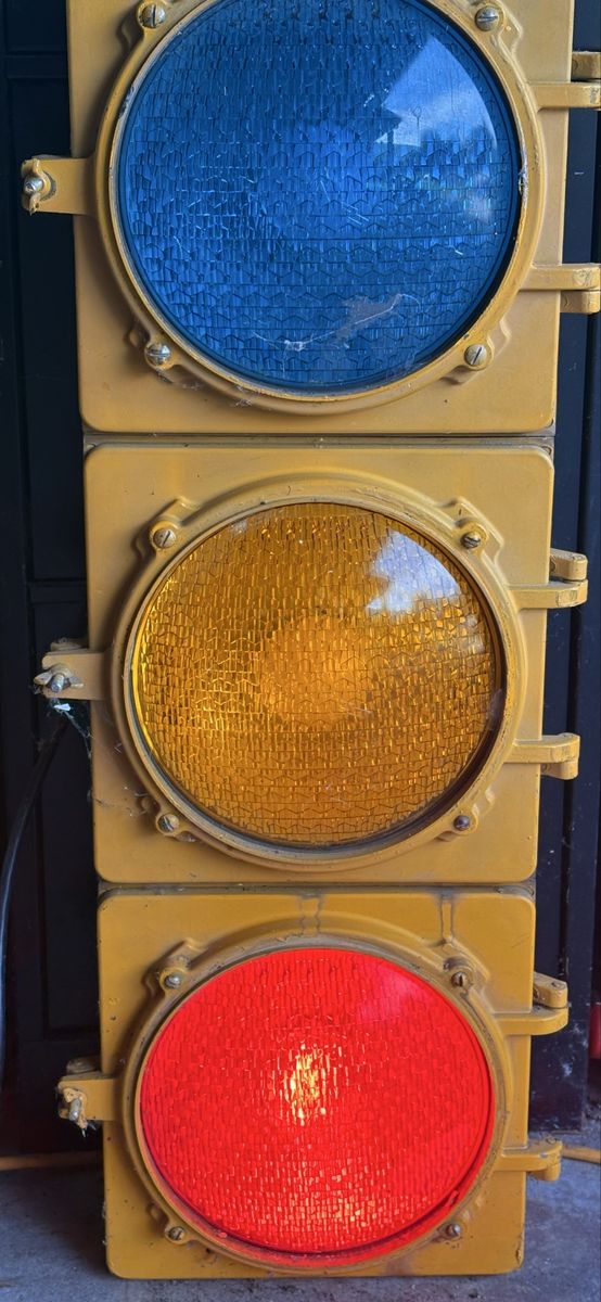 Vintage Traffic Light - Fully Functional Red, Yellow, Green Signal (Working Lights)