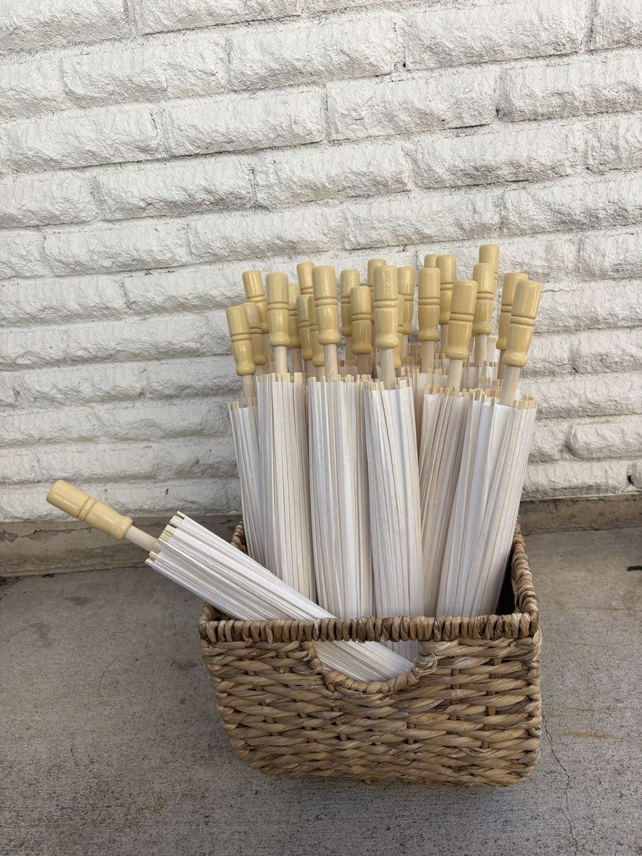 (75) Neutral Wedding Sun Parasols / Umbrellas Rental