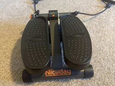 Niceday Mini Stepper with Resistance Bands — Lightly Used, Works Perfectly