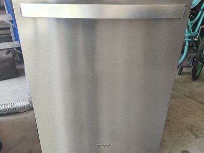 Whirlpool Stainless Steel Dishwasher - Used, Built-In Design