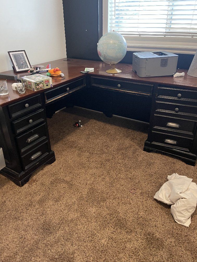 Nice Executive Corner Desk