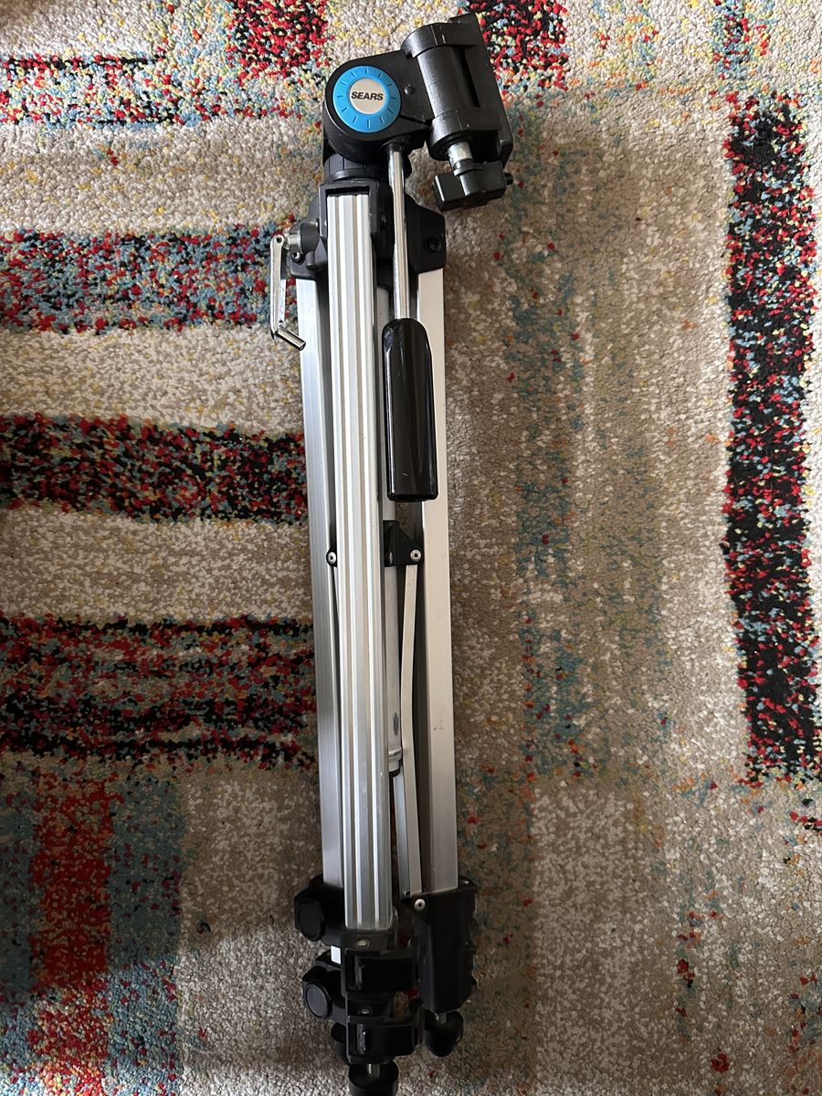 Sears 8403 Aluminum Tripod - Classic 70s/80s Build
