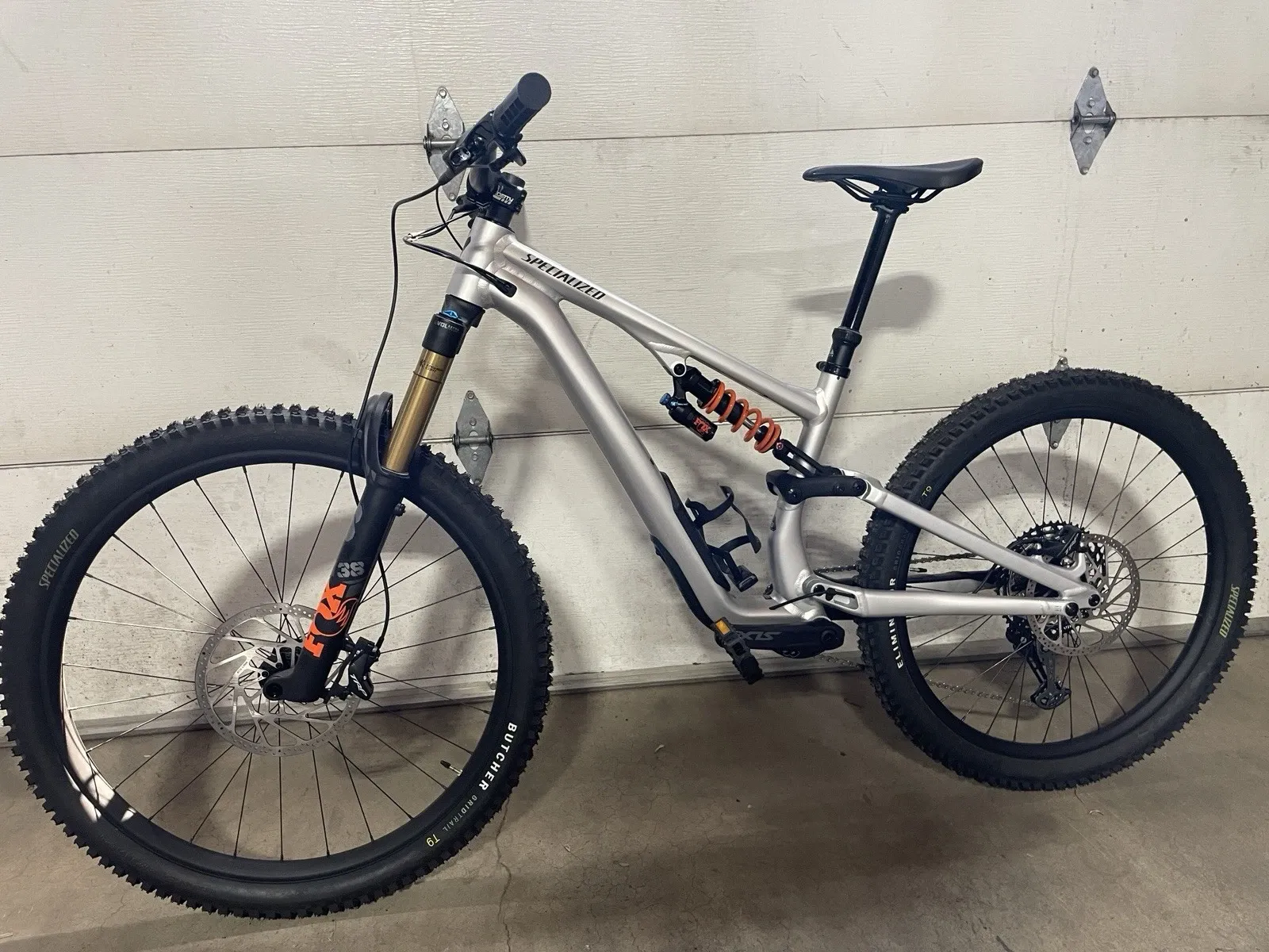 2025 Specialized Stumpjumper 15 Fox Coil; Size: S3; Color: Brushed Aluminum