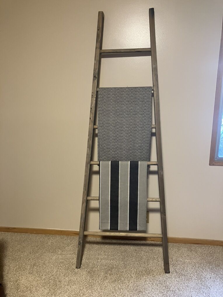 Farmhouse Display Ladder