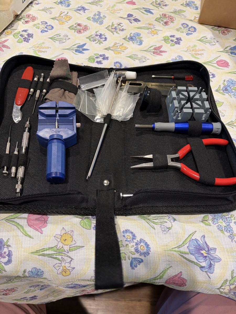 Watch repair kit ￼