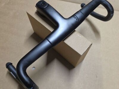 SES AR One-Piece Handlebar carbon cockpit 40x120