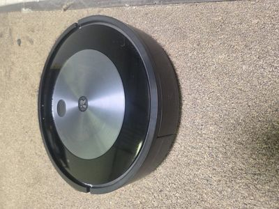 Roomba j7