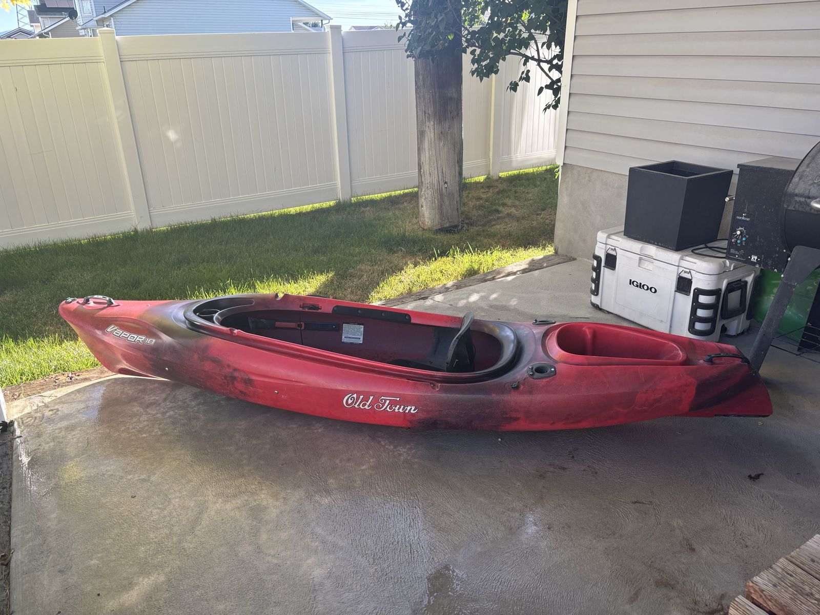 Old Town Vapor 10 kayak