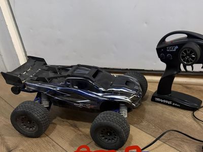 Traxxas mini xrt