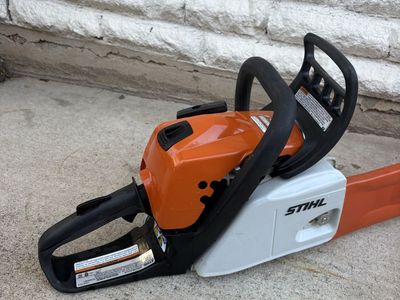 Stihl MS 211 18” chainsaw