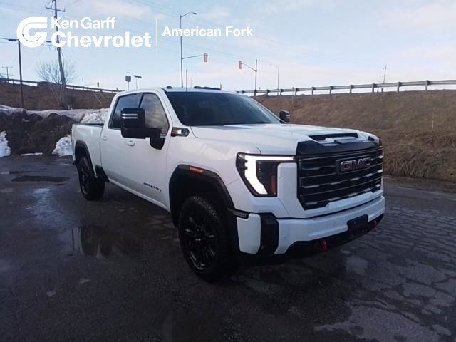 2025 GMC 2500 AT4