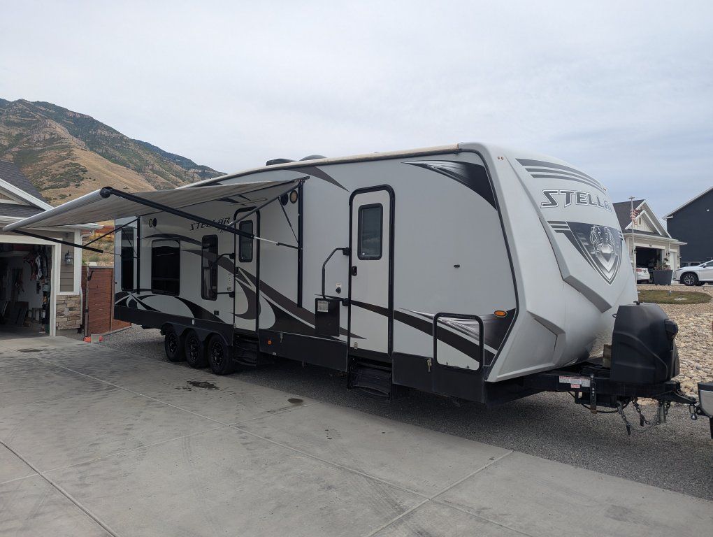 2019 Eclipse Stellar 32KSG Toy Hauler