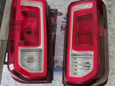 Ford Bronco Sport Rear Tail Light Assembly Pair (Left & Right)