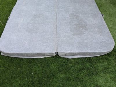 Grey Folding Hot Tub / Spa Replacement Cover with Safety Straps 6'