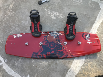 Liquid force wakeboard Redman Watson pro model 134 with boa Obrien wake board bindingsings