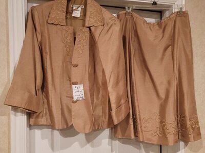 Holiday Dresses and more.Read description.