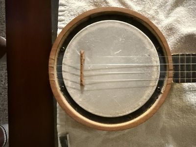 Ukulele Banjo