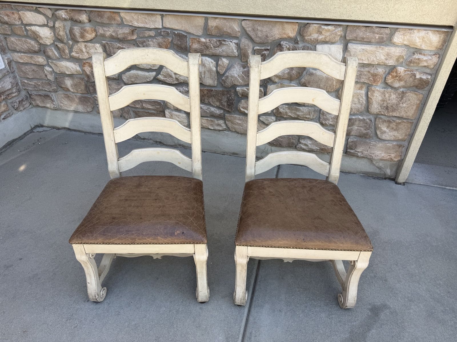 8 Kitchen chairs