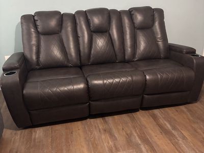 Reclining couch with storage