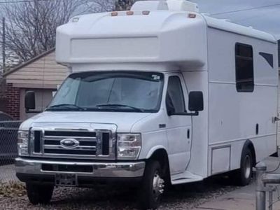 2008 Ford E450 Super Duty Cutaway