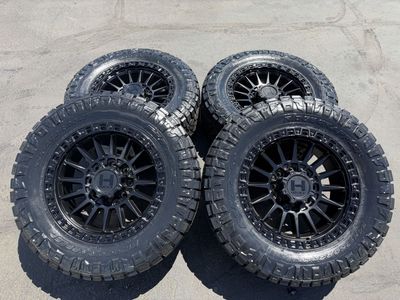 4 new 35x12.50r20 Nitto Ridge Grappler Hostile H137 Black 8x170 Ford F250 F350 Superduty wheels and tires powerstroke 8 lug