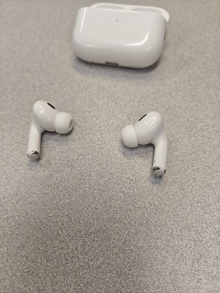 Airpods knockoff