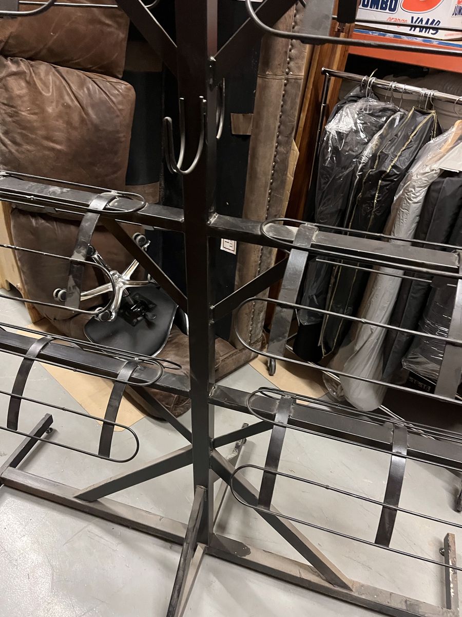 Saddle Stand