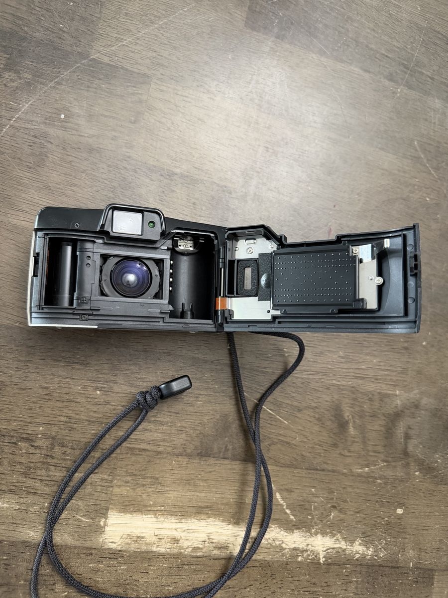 Main image 4