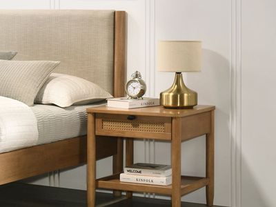 Vichy Single-Drawer Bedroom Nightstand Walnut