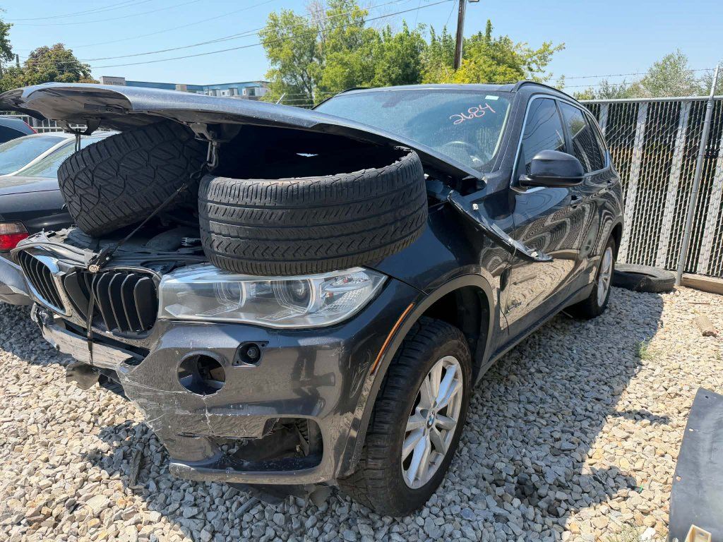 2015 BMW X5 - Damaged / Salvage / Parts Vehicle