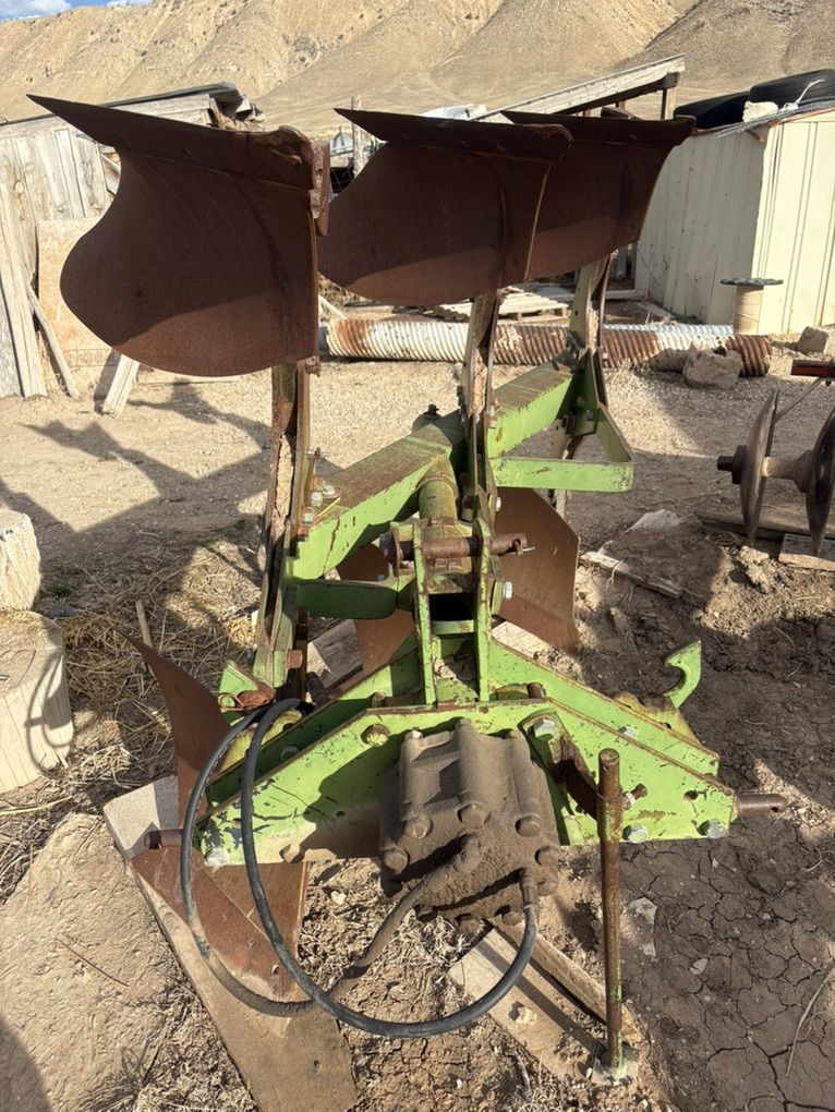 3 Bottom Rollover Plow