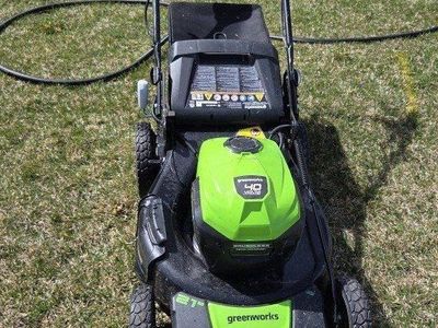 Greenworks 21” 40V Brushless Lawn Mower – Like New
