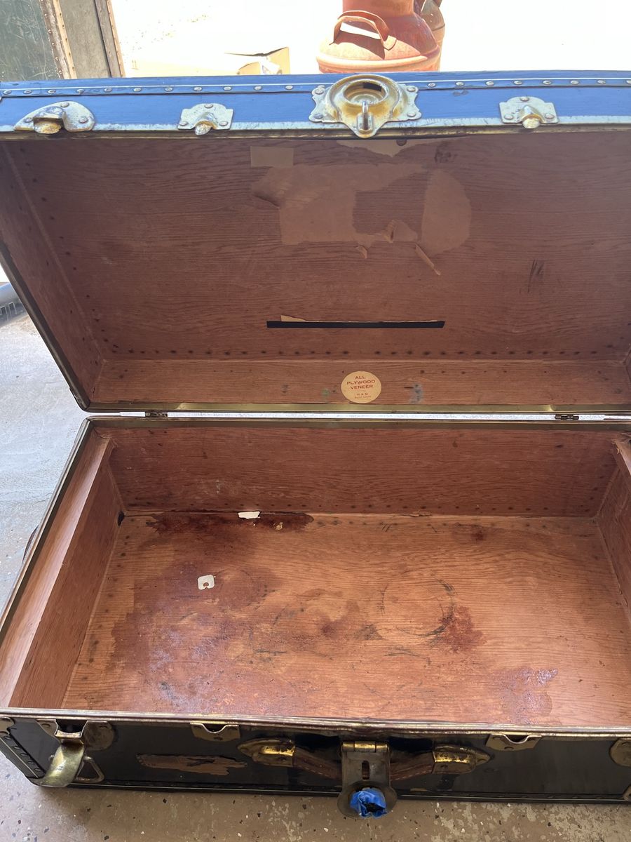 Main image 4