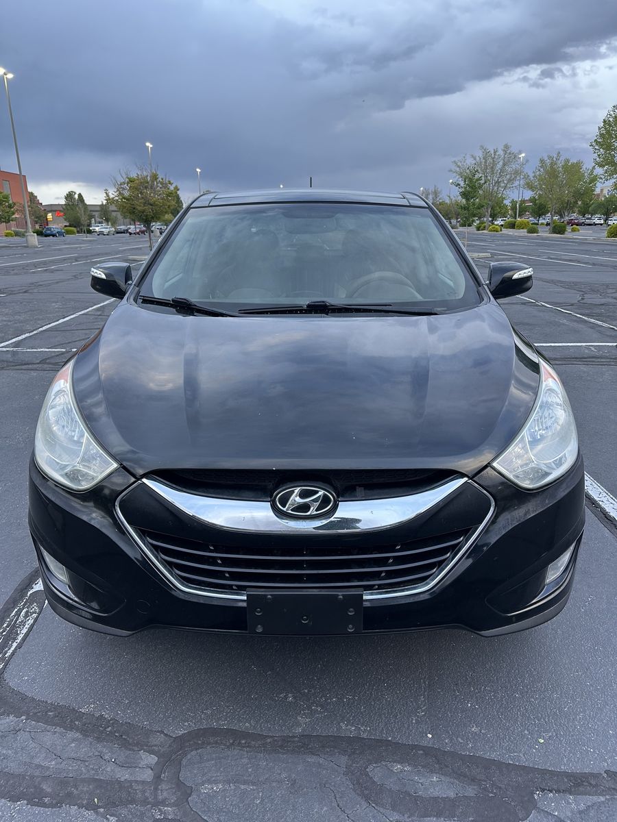 2012 HYUNDAI TUCSON Limited